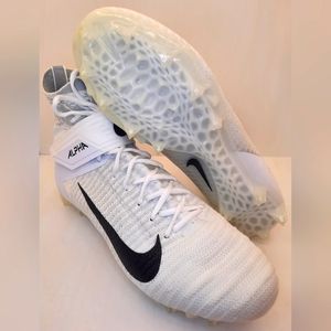NEW -Nike Alpha Menace Elite 2 White Mens Size 14 Wide Football Cleat BV3298-100